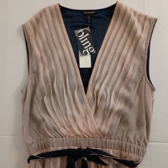 MM Couture Feminine Women’s Tan & Black Silk V-Neck Belted Dress Size L NWT - Picture 4 of 15